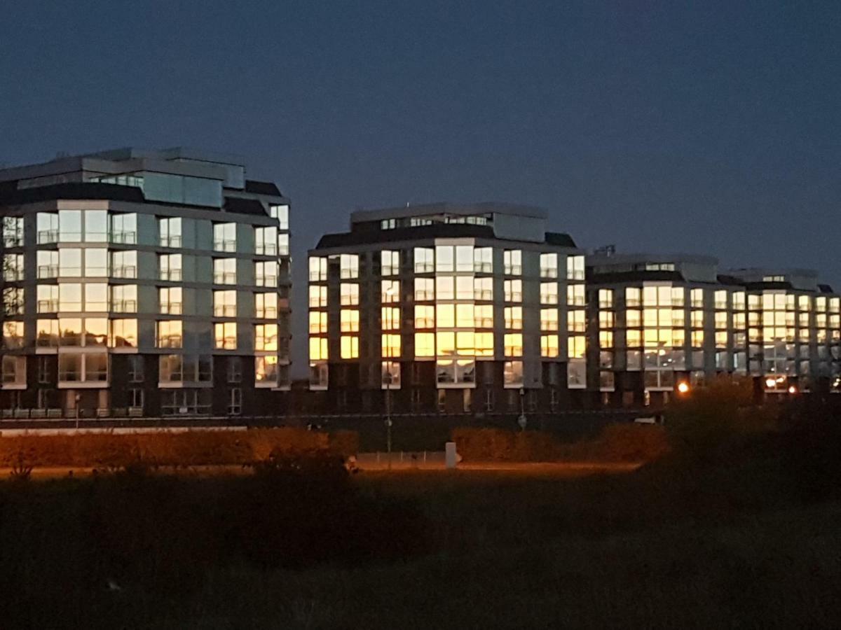 Juros Akmenelio Apartamentai Elija ซเวนตายิ ภายนอก รูปภาพ